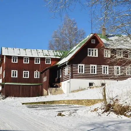 Peklo Pro Rodiny S Detmi Hotel *