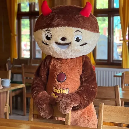 Peklo Pro Rodiny S Detmi * Josefŭv Dŭl