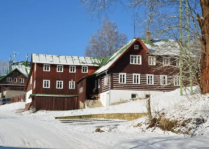 Peklo Pro Rodiny S Detmi Hotel *