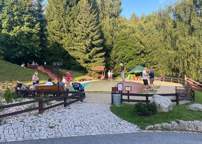 Peklo Pro Rodiny S Detmi * Josefŭv Dŭl