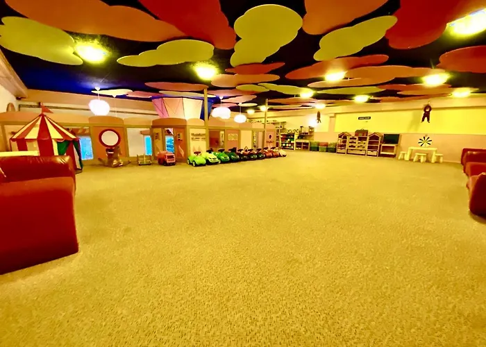 Peklo Pro Rodiny S Detmi Hotel