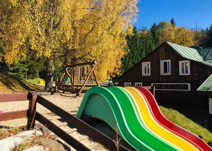 Peklo Pro Rodiny S Detmi Hotel
