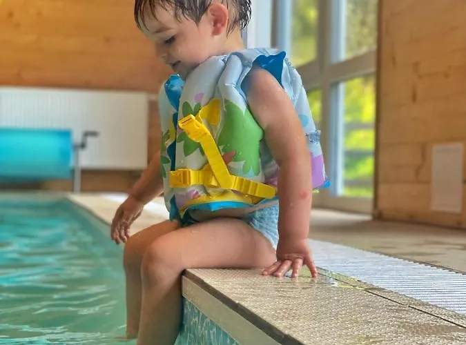 Peklo Pro Rodiny S Detmi Hotel